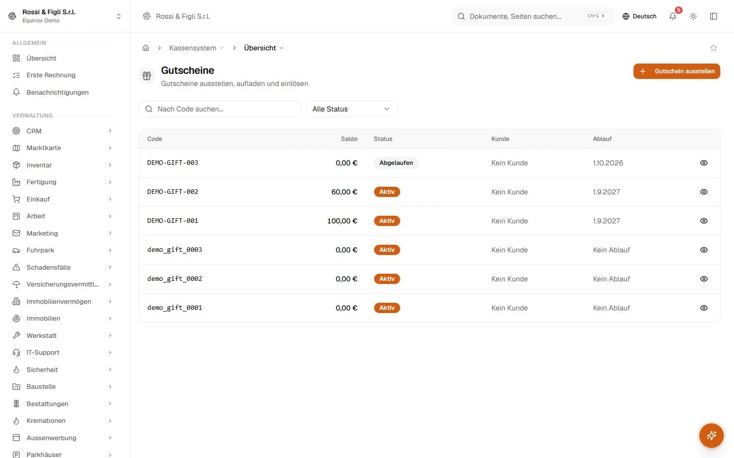 Die Equinox-Geschenkkartenliste: Karten eines Demo-Shops mit Code, Guthaben, Status und Ablaufdatum.