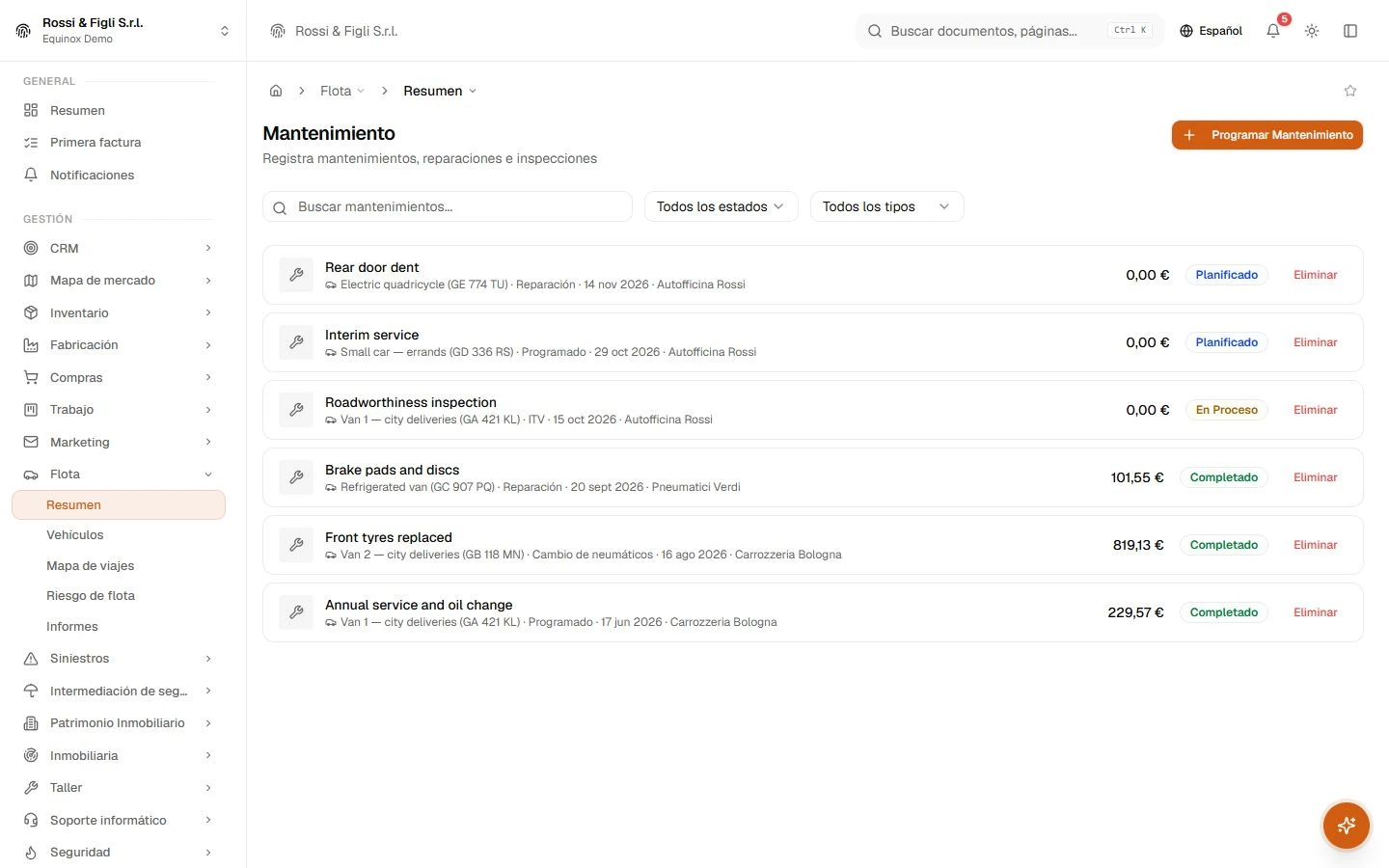 La vista de mantenimiento de flota de Equinox: lo que corresponde a cada vehículo de la empresa demo.
